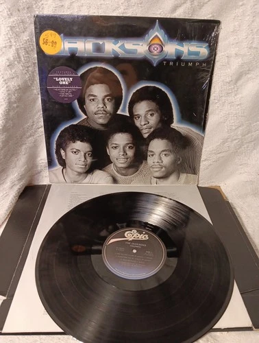 The Jacksons Triumph Michael Jackson LP vinyl record VG+/EX FAST SHIPPING Epic