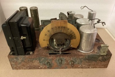 Vintage 1930s PHILCO 70 CATHEDRAL CHASSIS for parts