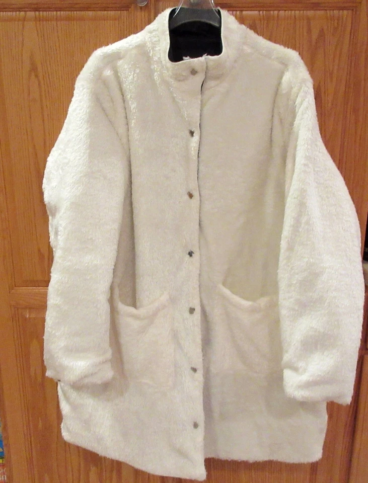 WOMAN WITHIN~REVERSIBLE PUFFER COAT~NWT size 1X 2X 3X~Jacket~Fleece - Image 3 of 4