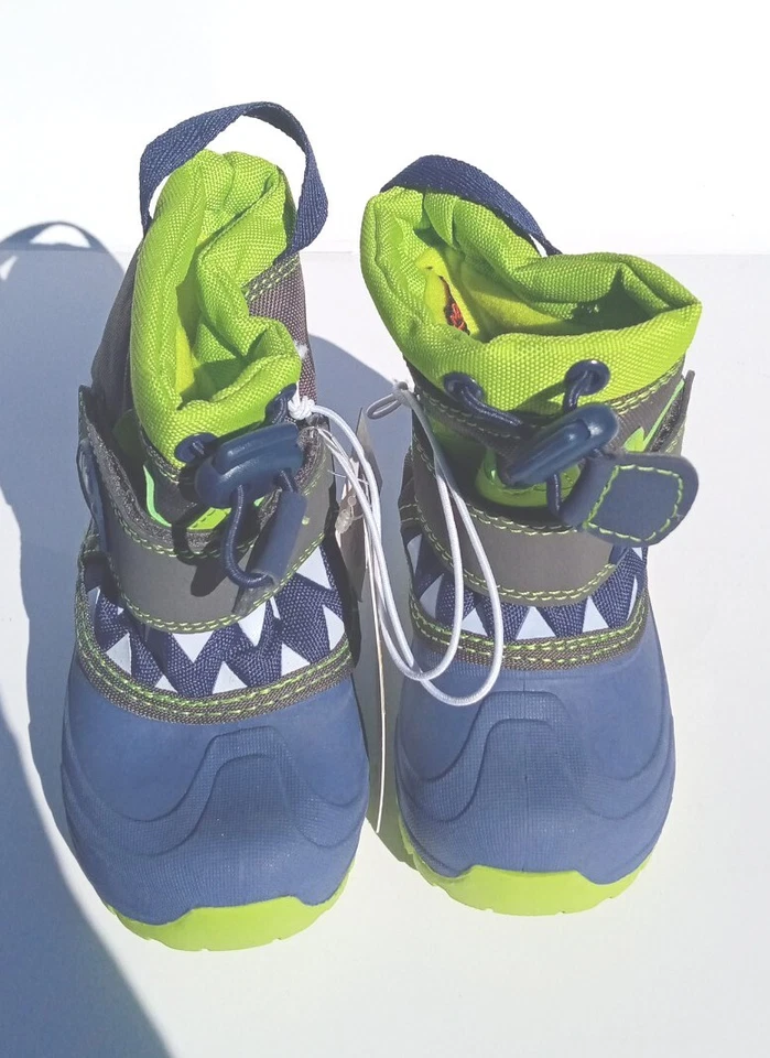 Botas de invierno Bernardo Critter Animal para niños pequeños nuevas con etiquetas - Cat & Jack monster 4 Foto 3 de 4