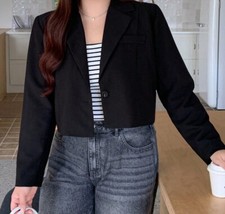Chic Confidence Dazy Cropped Black Blazer Size L New with Tag