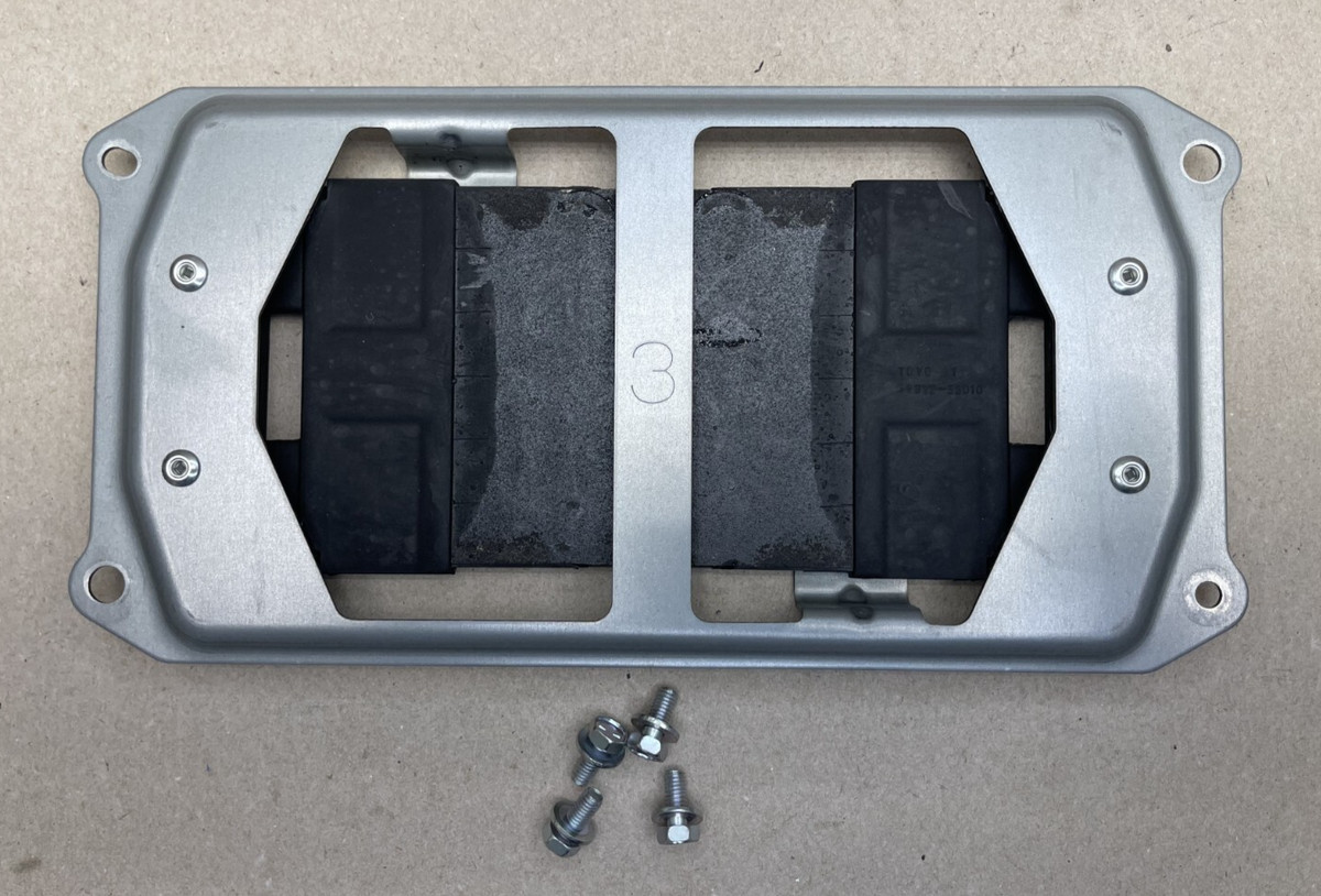 10-15 Lexus IS250C IS350C TRUNK LID CENTER WEIGHT OEM 67372-53010 67372-53011