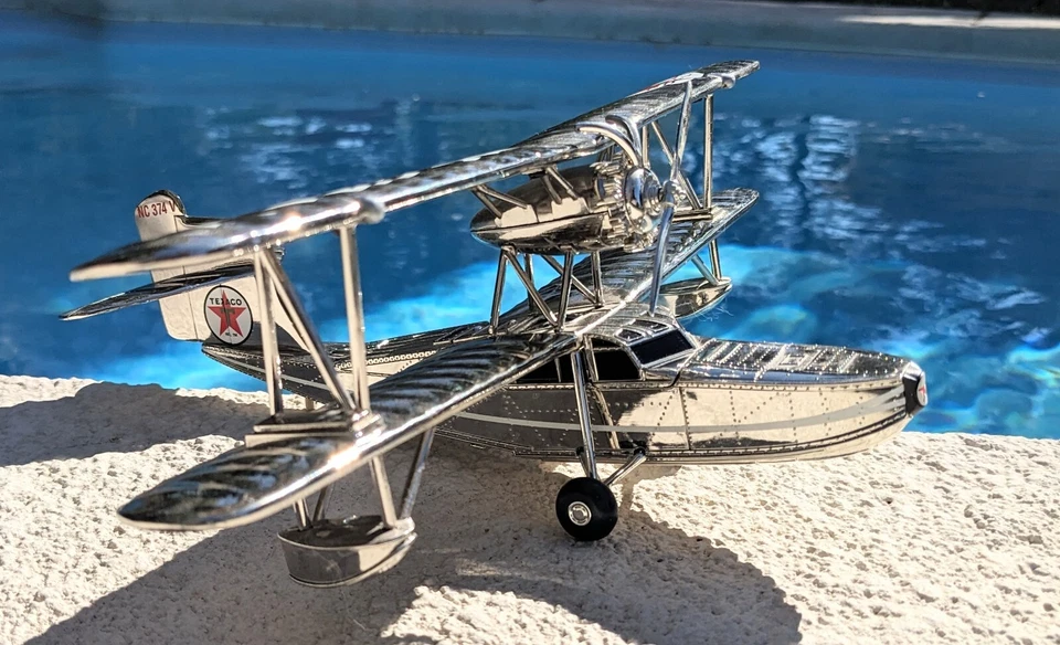 Biplano anfibio The Duck Texaco Diecast Keystone-Loening; edición limitada Avión 1:32 Foto 2 de 4