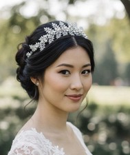 Crystal Wedding Hair Pieces for Brides Faux Pearl Rhinestone Bridal Hair Comb