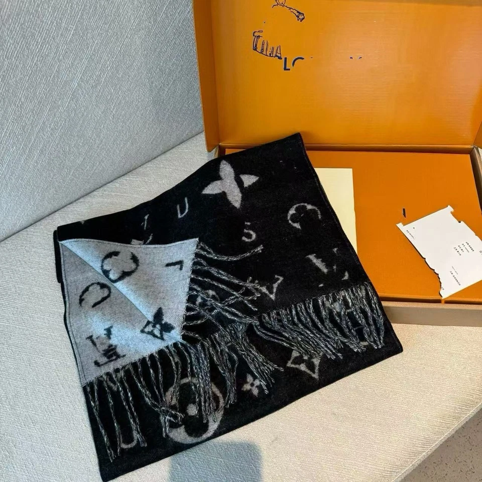 Calentador de cuello con letras largas L chal de invierno engrosado con borlas Foto 4 de 4