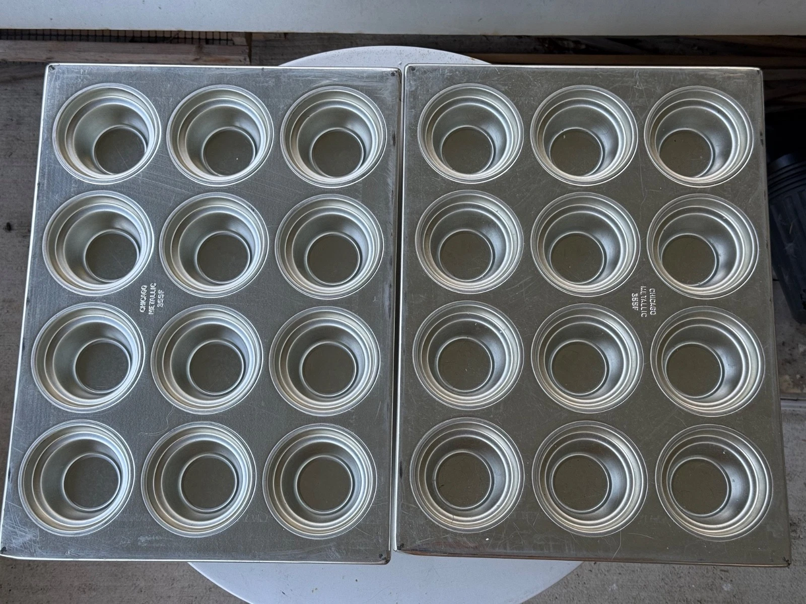 Set of 2 Chicago Metallic Commercial 12 Ct Muffin Cupcake Pan 355F Heavy Duty
Opens in a new window