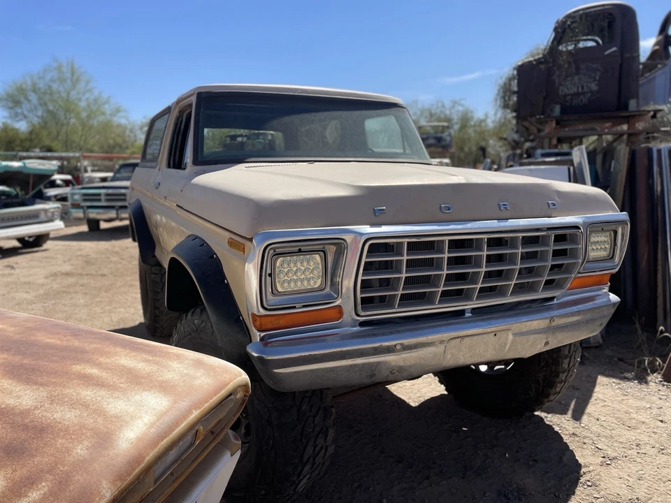 Ford Bronco 1978 Foto 2 de 4