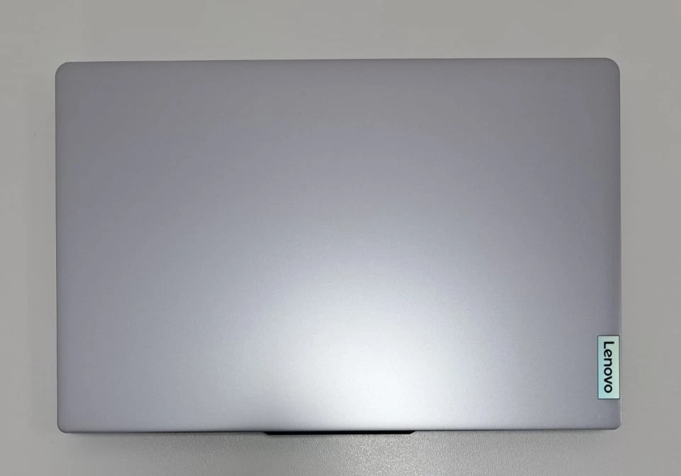 Laptop Lenovo IdeaPad Slim 3 14AMN8 14" 128GB SSD AMD 3 7320U 8GB RAM Win11 - Bild 3 von 4