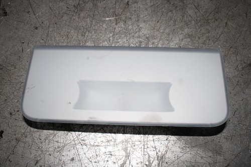 BMW 1er E87 118D 105kW Innenraumleuchte mitte 6951252