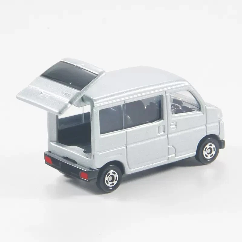 Takara Tomy Tomica 30 Daihatsu Hijet Silver Metal Diecast Toy Car New in Box - Image 3 of 4