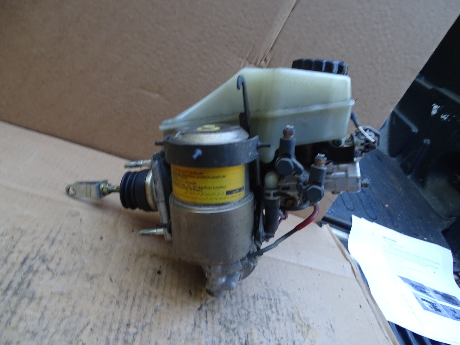 19982005 Lexus GS300 GS430 Hydraulic ABS Pump Anti Lock Brake Module