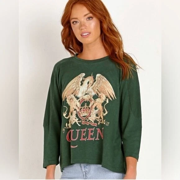 Daydreamer Queen Crest Football Tee Emerald Green Sz S eBay