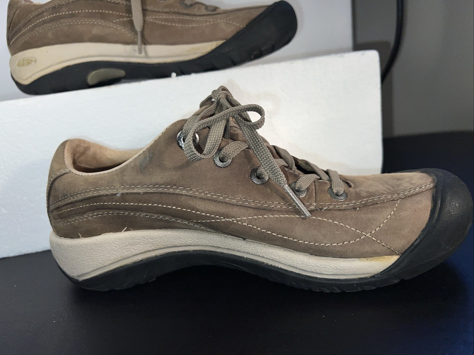 Scarpa stringata Keen donna Lt. marrone comoda passeggio escursionismo pelle taglia 7