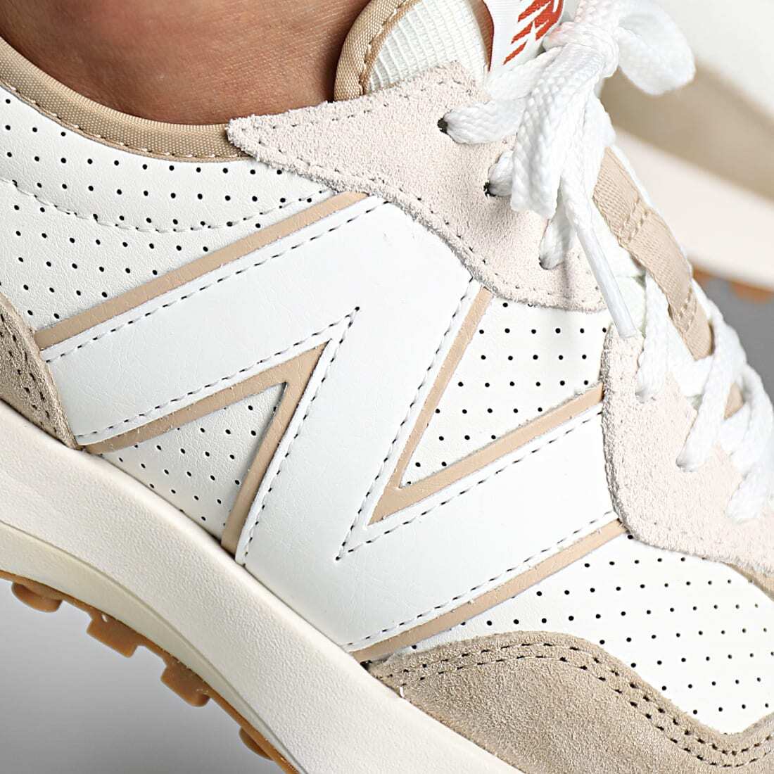 スニーカー 1906 MESH LOW-TOP SNEAKERS s-l1200.jpg