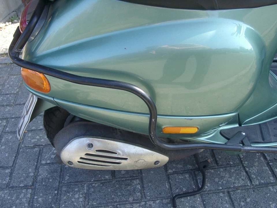 Vespa Piaggio ET4 , ca.3l/100km, sparsam, TÜV bis 7/26 - Bild 4 von 4