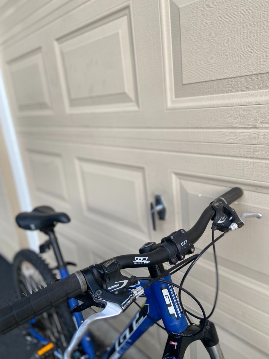 26" GT Avalanche 3.0 Mountain Bike 24 Speed Small Frame Men's Bicycle | eBay 26" GT Avalanche 3.0 Mountain Bike 24 Speed Small Frame Men's Bicycle | eBay