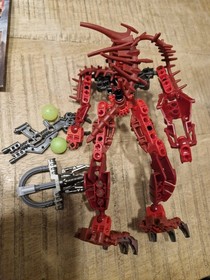 LEGO Bionicle 8901 Hakann Piraka With Canister And Instructions Zamor Spheres
