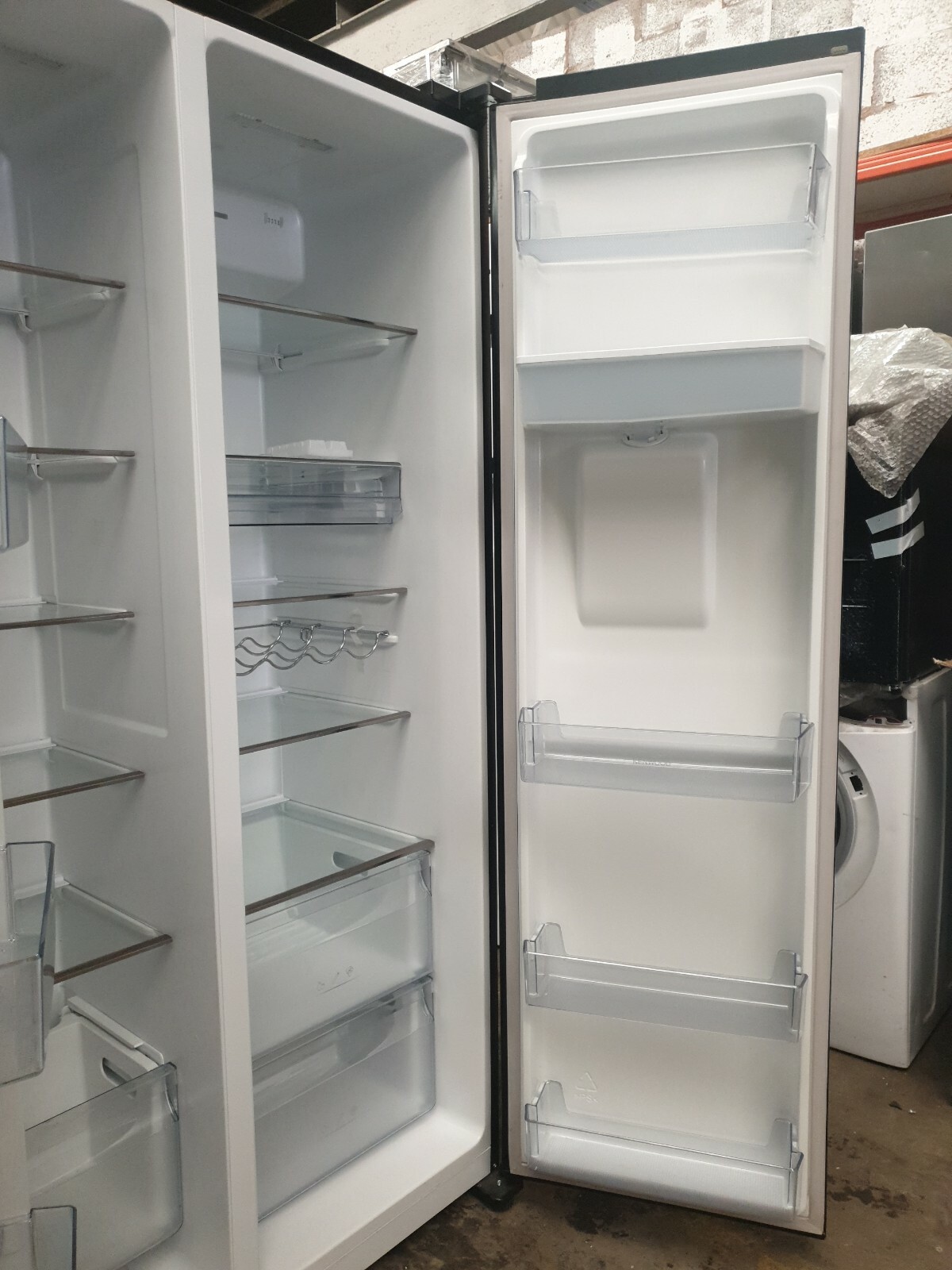 Kenwood KSBSDB19 624 L AmericanStyle Fridge Glossy Black eBay