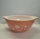 Vintage Pyrex 1 1/2 QT Pink Gooseberry Cinderella Mixing Bowl #442