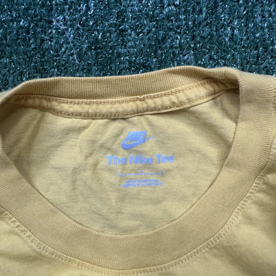 Camiseta Nike Bolsillo Para Hombre Talla L Amarilla Manga Corta Rendimiento Doble Swoosh Foto 2 de 4