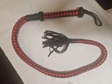 Arabische Bullenpeitsche von Rimba - 145cm lang - Schwarz-Rot - Leder