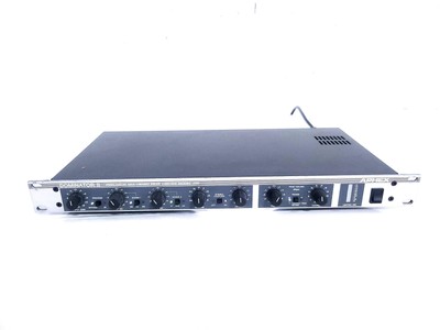 Aphex Model 720 Dominator ll Precision Multiband Peak Limiter