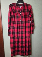 Aria Collections Long Sleeve Velour Night Gown Size Small Red/Black Plaid