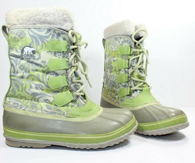 snow boots size 7