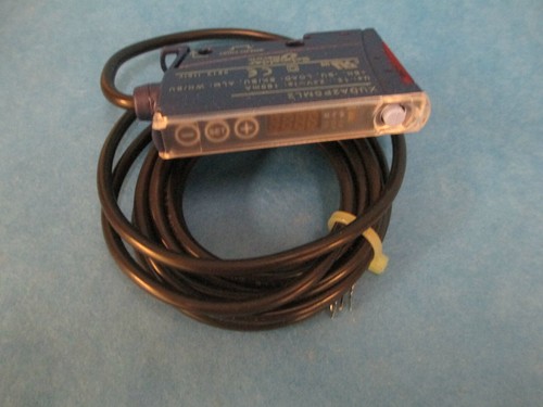 SQUARE D Sensor XUDA2PSML2 New Surplus | eBay