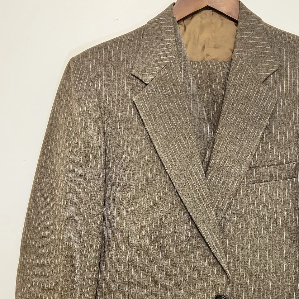 Мужской костюм размер 40R брюки 34Wx30L коричневый в полоску винтажный 3PC костюм - Изображение 3 из 4