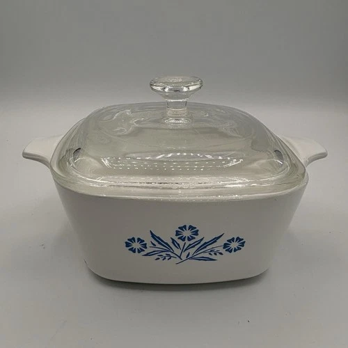 Vintage Corning Ware Blue Cornflower 22 oz Petite Pan P-43-B with Pyrex Lid