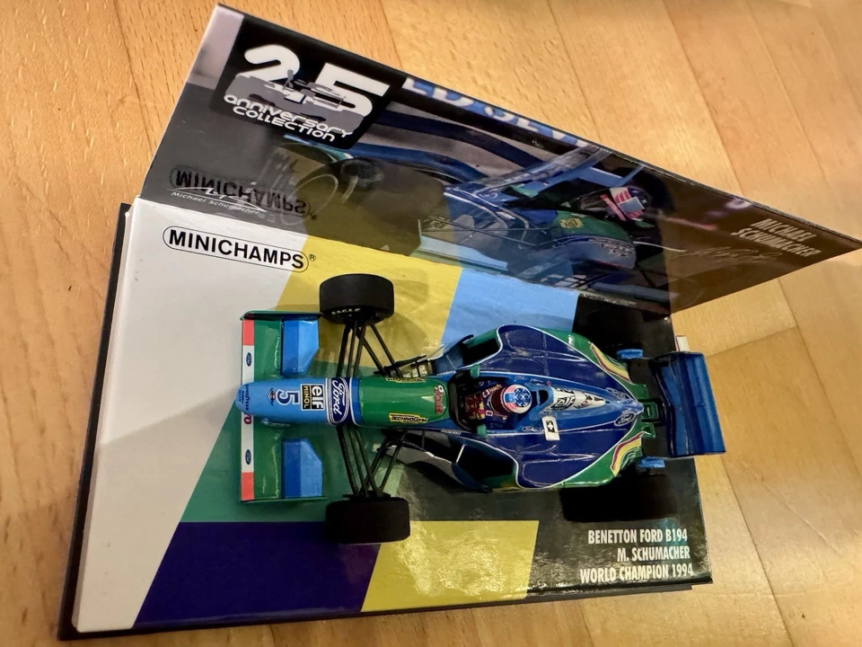 Minichamps Benetton B194 1:43 Michael Schumacher #5 WORLD CHAMPION 1994 Lim. 300 - Bild 4 von 4