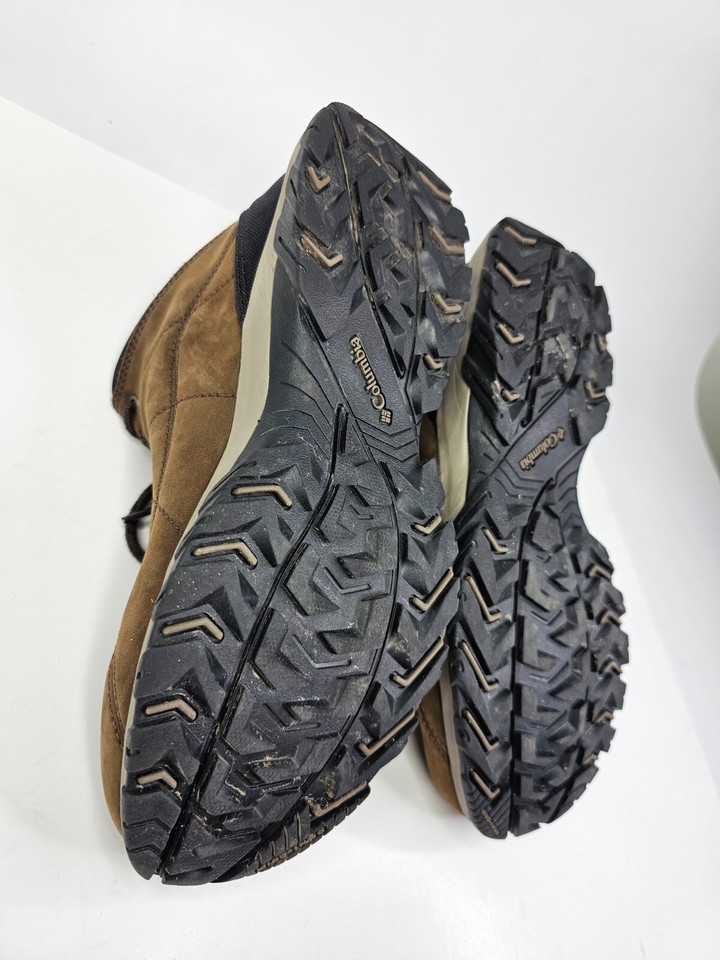 columbia grants pass hiking boots