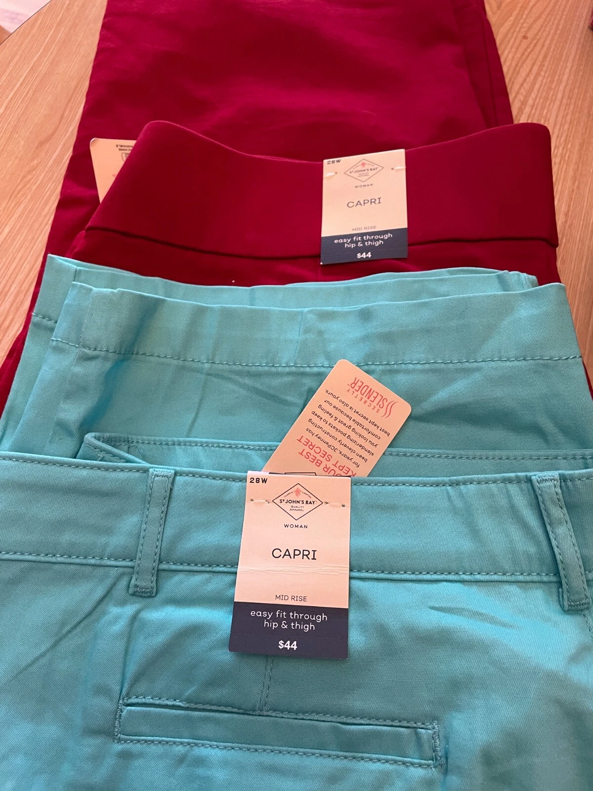 St Johns Bay Womens Capri Pants Size 28W 2 (two) Pair Aqua & Ruby Mid-Rise NEW