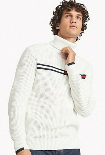 ESSENTIAL WAFFLE KNIT TURTLENECK 
