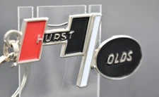 Hurst Olds emblem keychain- 29
