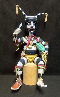 Vintage Hopi Koshare Clown Kachina Puppe handgeschnitzt Holz sitzend Katsina