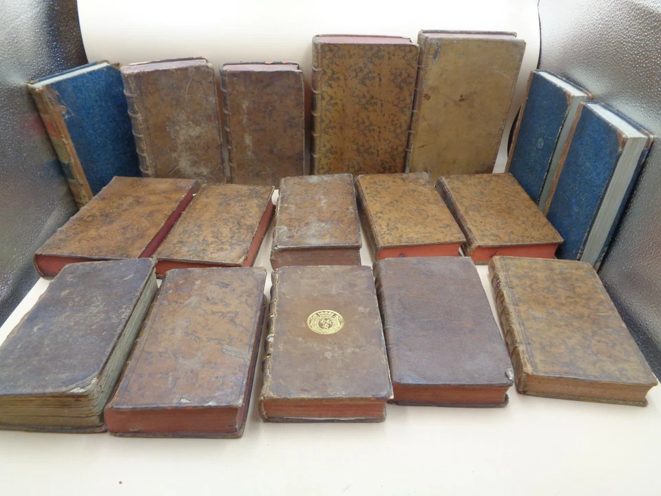 Lot de 17 volumes d'histoire reliés 18e  /  Reliure, livres anciens ... - Photo 4/4
