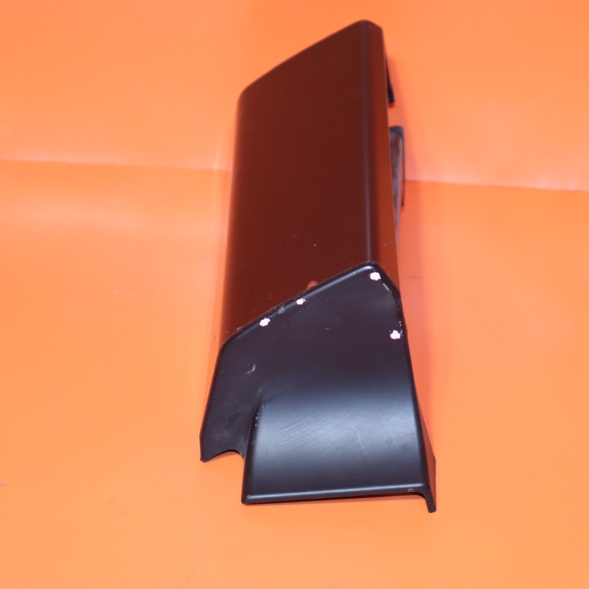 Rolls-Royce Cullinan 2017-2022 Front Left Rocker panel trim P/N 51777452191