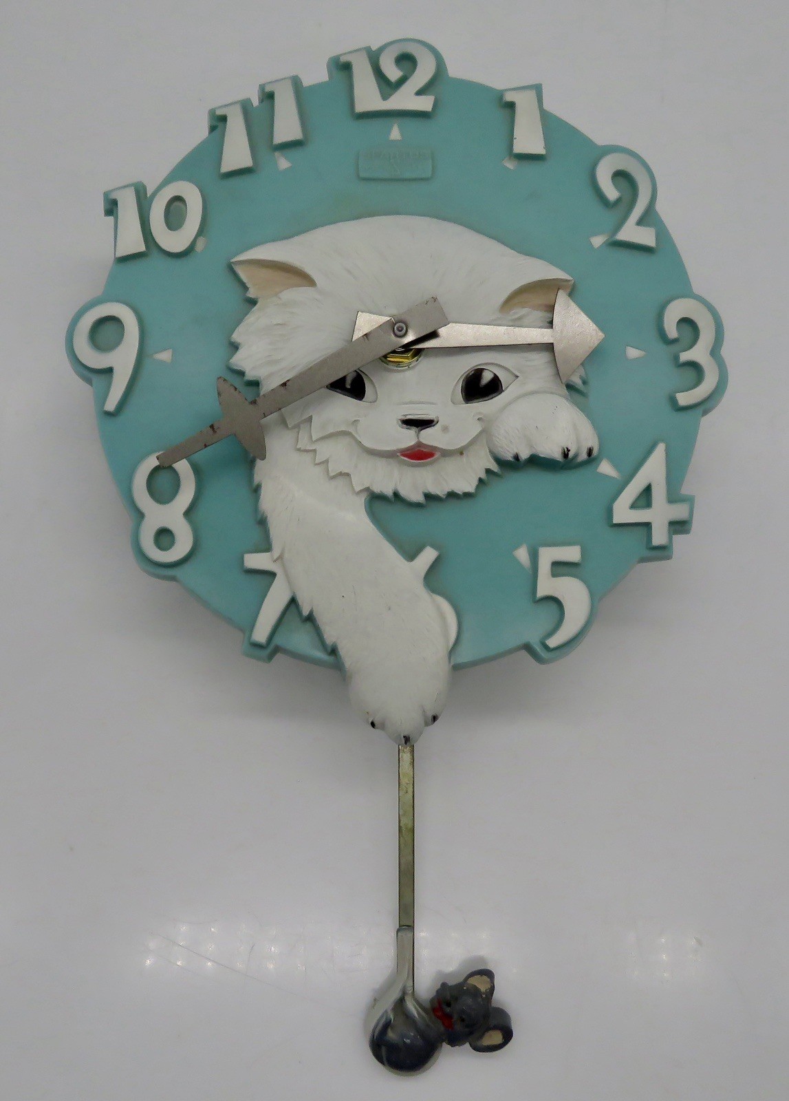 Vtg. SPARTUS Clock Harold Products Co. Baby Blue White Kitte