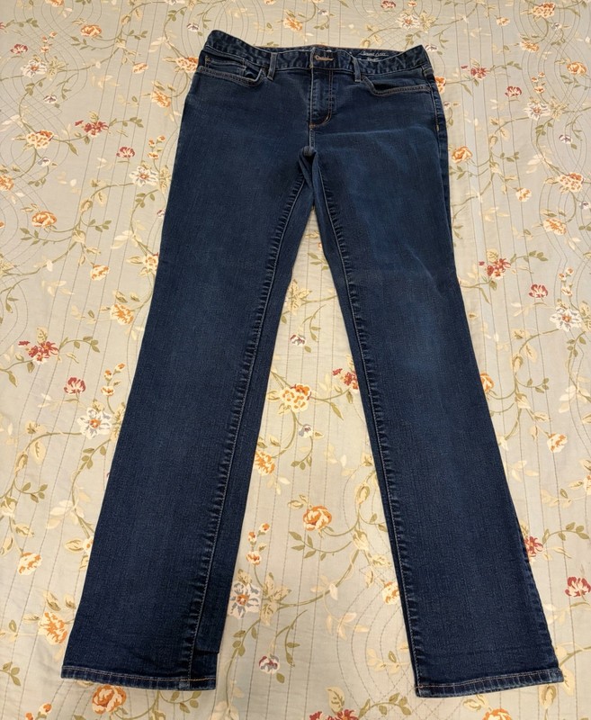 Eddie Bauer Women's Blue Jeans Slightly Curvy, Straight Leg, Size 10 Pre Owned