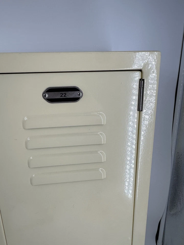 American Girl Doll Julie Tall Double Yellow Metal School Locker Wardrobe 2 Door  - Image 3 of 4