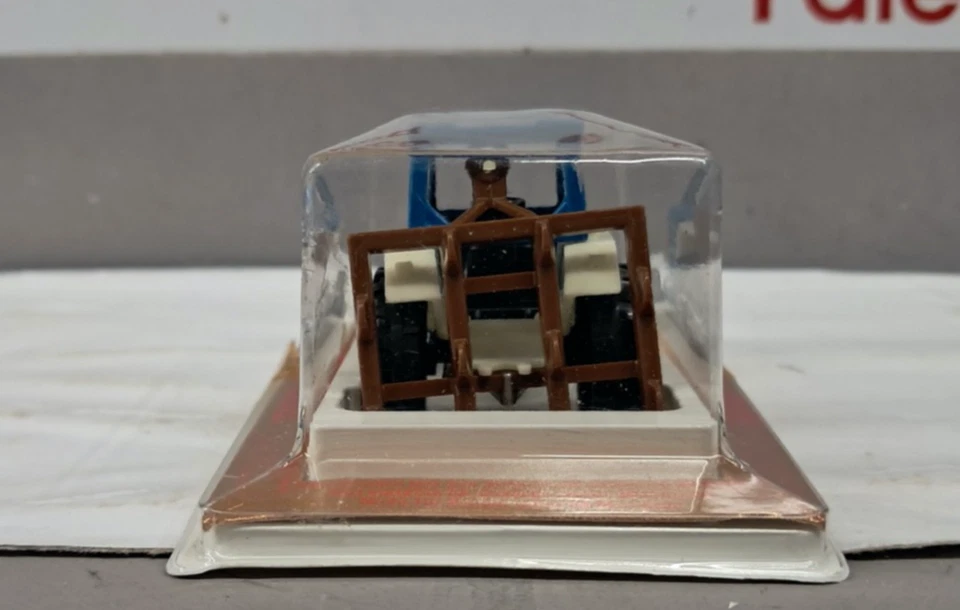 MAJORETTE 1/64 TRATTORE     N° 208   MADE IN FRANCE ANNI 80 - Immagine 3 di 3