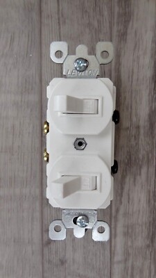 Leviton 5224-2W Combination Two Single Pole Switches 15 Amp 120/277 Volt AC/CA 