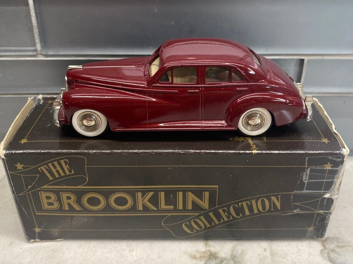 PACKARD CLIPPER BERLINE DE 1941 - BROOKLIN-MODELS - N° 18 - 1/43