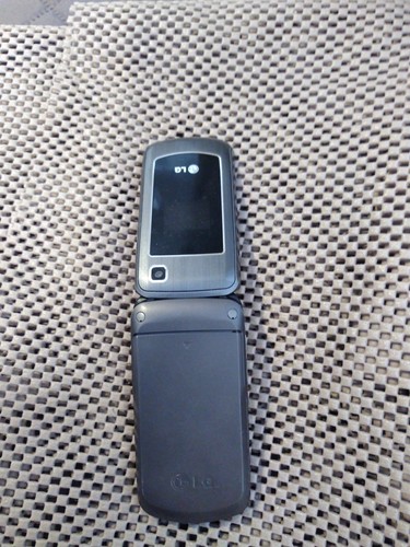 LG GB-255G Flip Cell Phone - Photo 4 sur 9