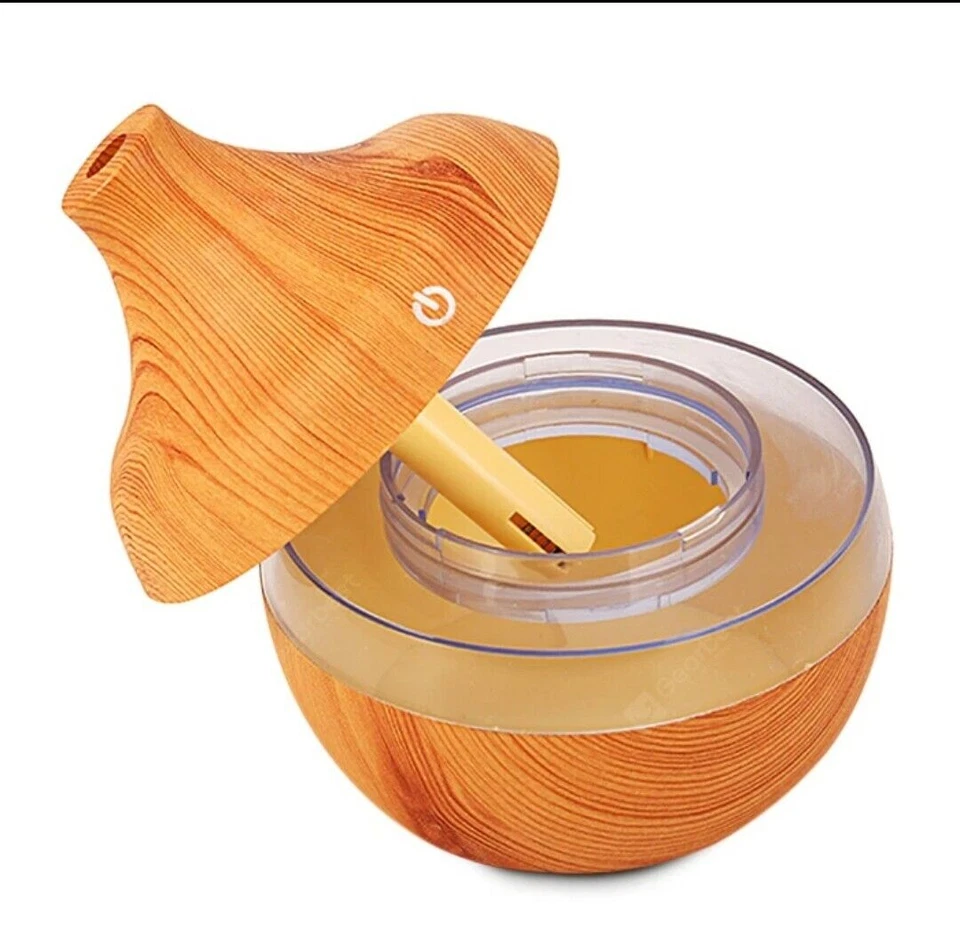 Mini Atomization Humidifier Round Shape USB Portable Air Purifier in Light Wood - Image 3 of 4