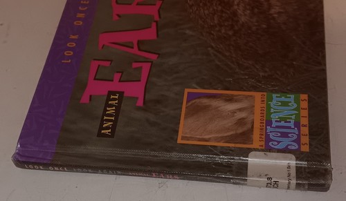 Look Once Look Again Animal Ears David M. Schwartz HB 1998 Ex-Library - Picture 2 of 8
