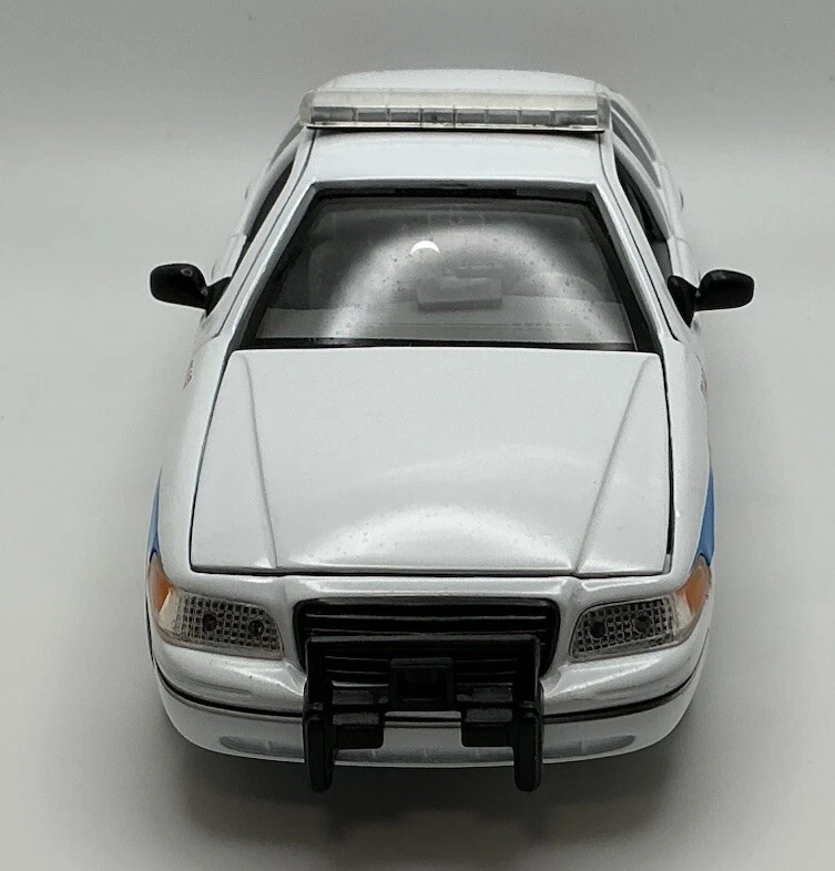 Ford Crown Victoria 1999 coche de policía coches modelo diecast Foto 4 de 4