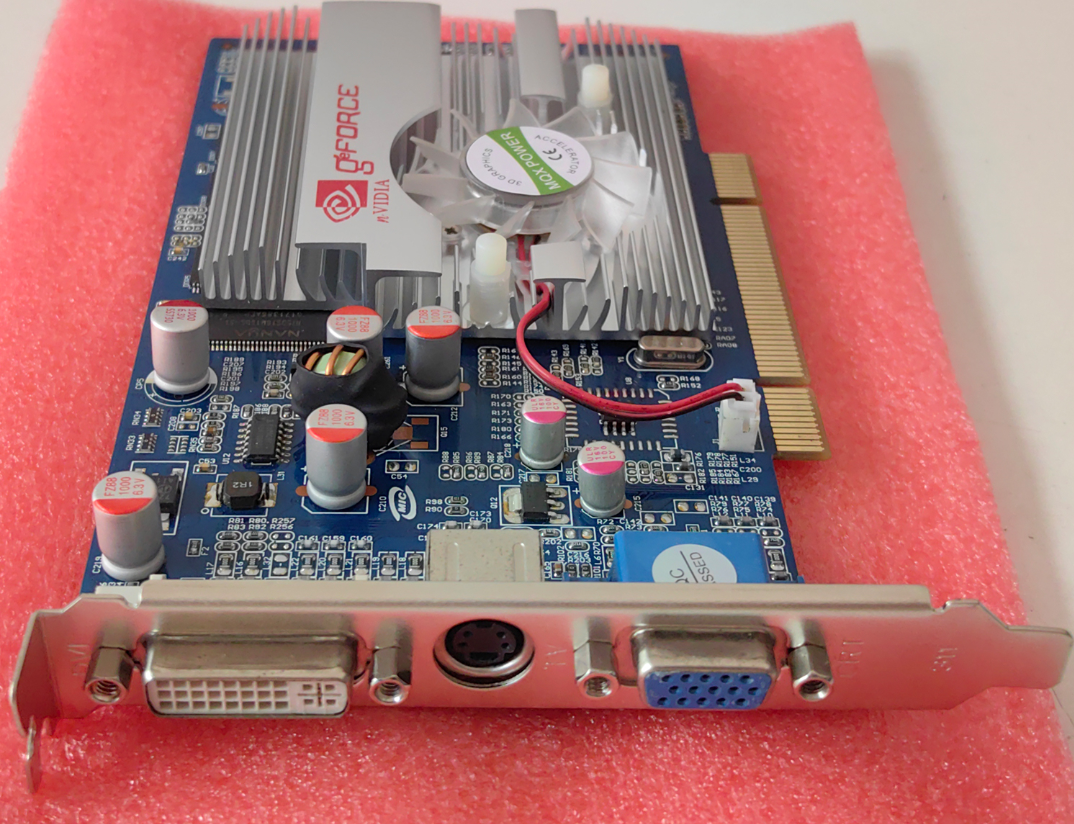 NVIDIA GeForce FX 5500 FX5500 256 MB PCI 3D Video Card 2048x1536